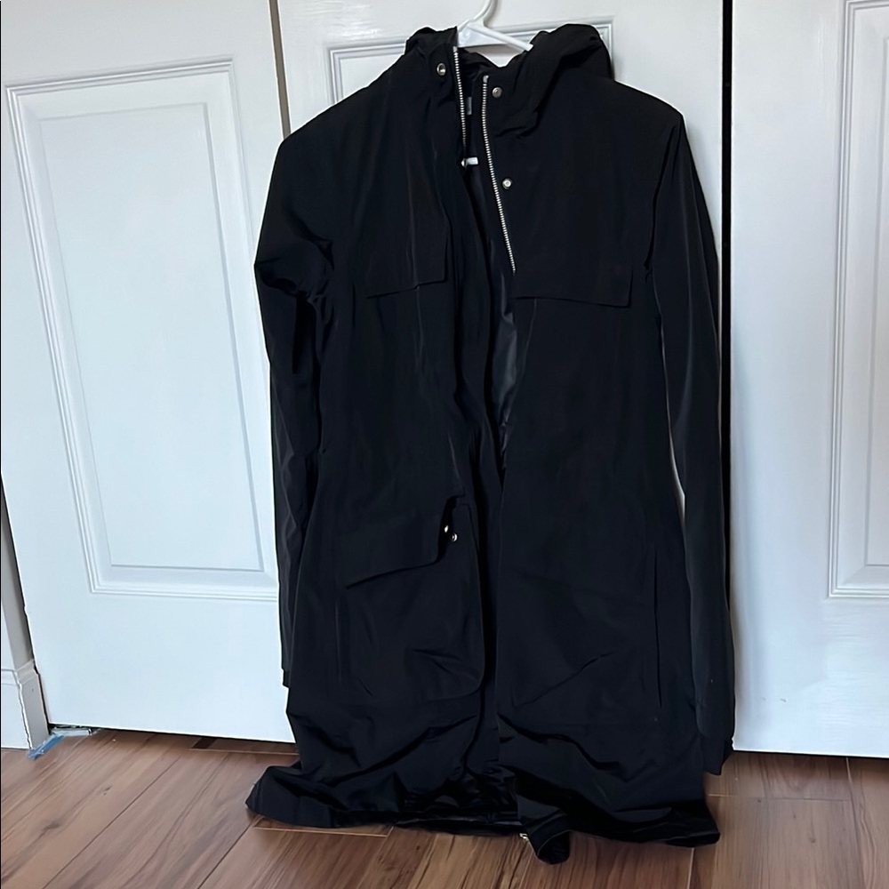 Athleta Black Raincoat with Hood and Medium Length
